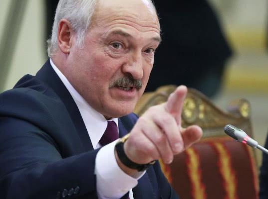 Лукашенко пригрозил Киеву и Вильнюсу ограничением транзита через Белоруссию - Обзор прессы