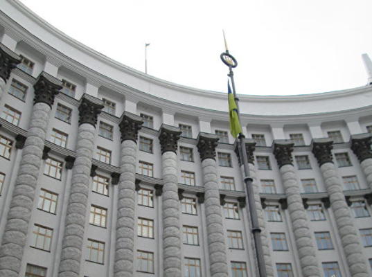 Кабмин Украины продлил на год действие пошлин на российские товары
