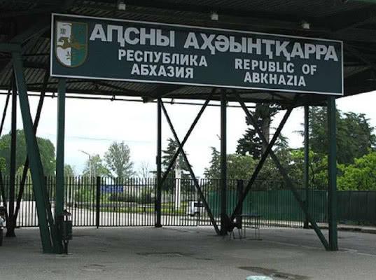 Самый загруженный южный пункт пропуска на границе с Абхазией расширят до 10 полос