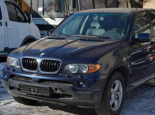 Оренбургской таможней изъят автомобиль BMW X5