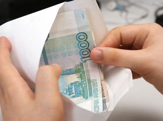 Глава Бурятии обвинил плательщиков и получателей «серых» зарплат в обворовывании учителей