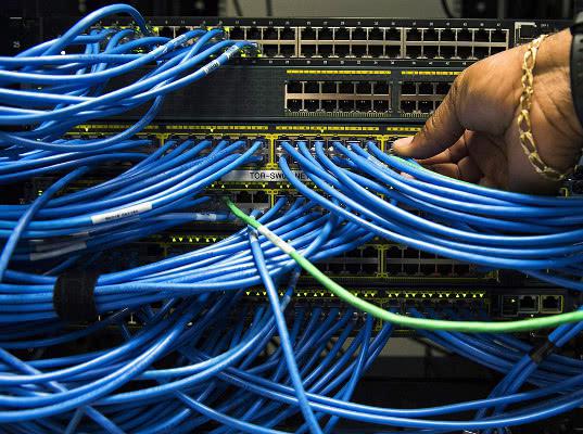 В правительстве обсуждают отмену плановых проверок для бизнеса сферы информтехнологи