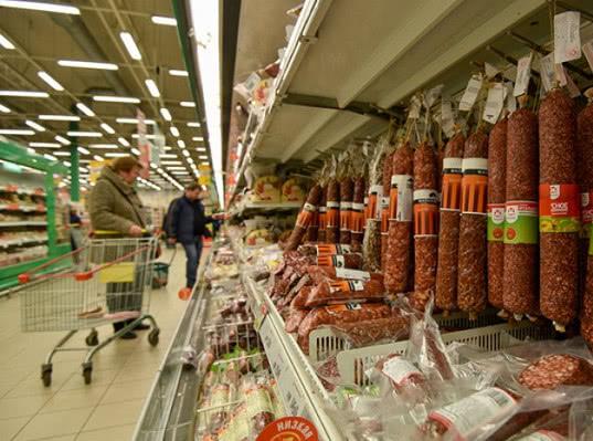 В Госдуме предложили запретить называть колбасой ненатуральные продукты