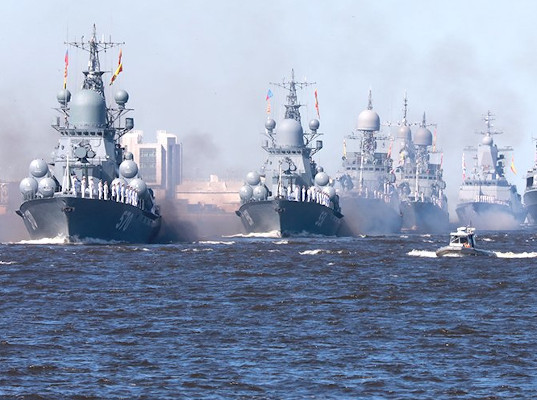 Украина начнет считать идущие в порты России корабли перевозчиками военных грузов