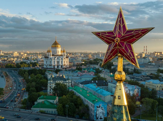 "Главный пиндос нас всех оскорбил". Как российские политики отреагировали на слова Байдена о Путине