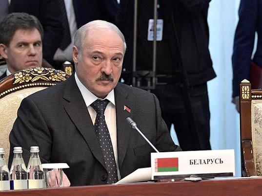 Лукашенко назвал главное условие своего ухода