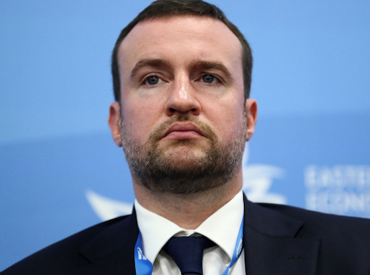 Если таможня приветлива, значит рядом семья Патрушевых 