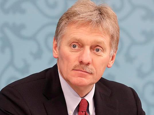 Песков предсказал сокращение долларовых операций по всему миру