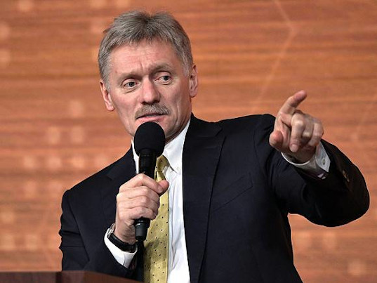 Старший лейтенант Песков объяснил, почему Путин еще не генерал