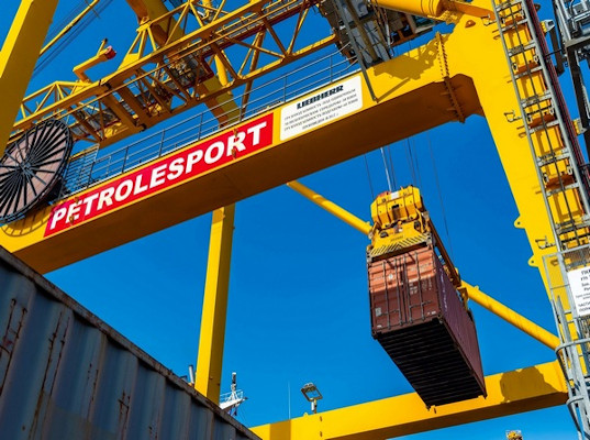 Морские терминалы Global Ports на Северо-Западе перешли на безбумажное оформление экспорта