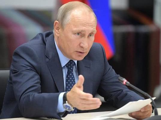 Путин поручил проработать вопрос увеличения налоговой нагрузки на металлургов