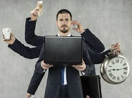  Правительство попросили запретить работу по совместительству 