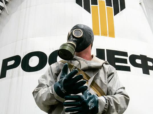 «Роснефть» попросит «пресечь деятельность» Reuters в России