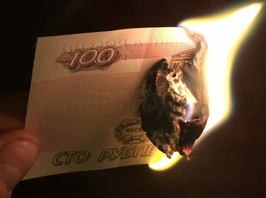 Больше ста к одному: курс рубля закрепится около 105–107 за доллар до конца года