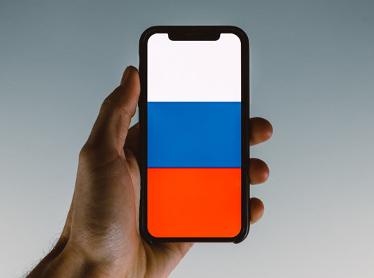 Российский поисковик начнут предустанавливать в браузеры на гаджетах с 1 июля 