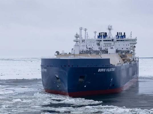Перевозить нефть предлагают только на российских судах