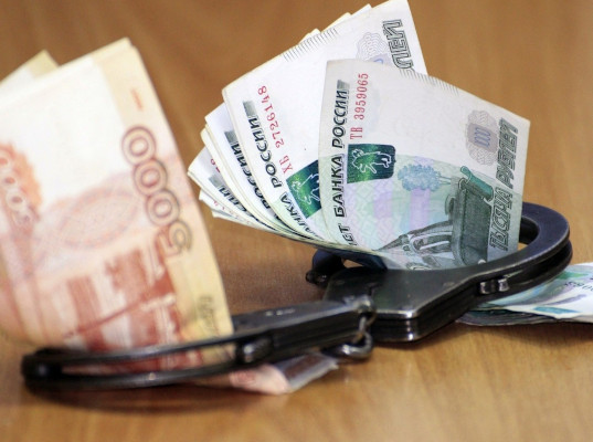 За взятку челябинскому таможеннику житель Казахстана оштрафован на 700 тыс. рублей - Криминал