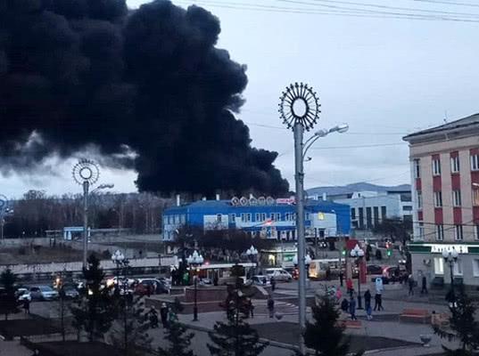 В Красноярске горит ракетный завод «Красмаш»