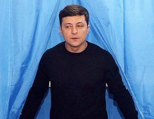 Зеленский заявил, что при победе на выборах готов к переговорам с Путиным