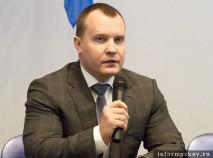 Фуры стоят на обочине