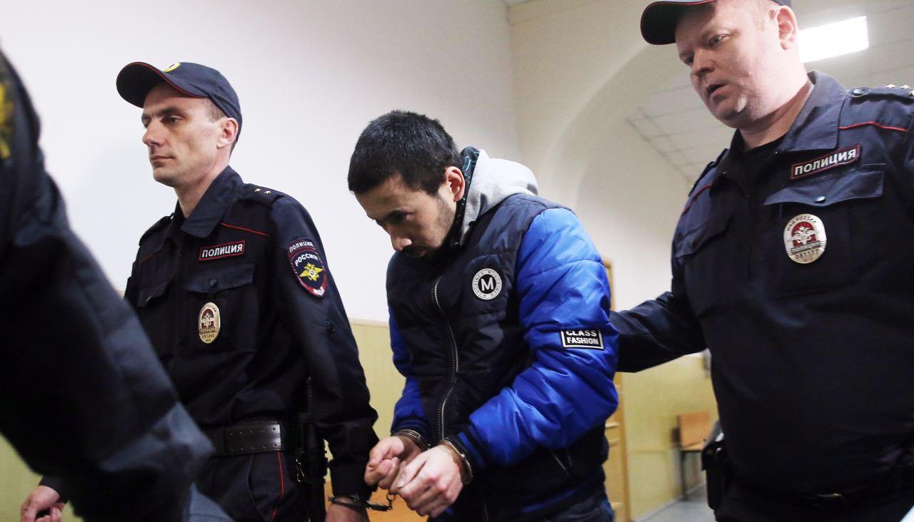 Обвиняемый по делу о взрыве в петербургском метро рассказал, как его месяц пытали в «секретной тюрьме ФСБ»