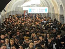 Пассажиров московского метро попросят отказаться от поездок в часы пик 