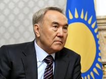 Назарбаев выдвинул кандидатом на досрочных выборах действующего президента Казахстана