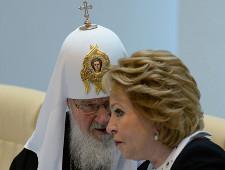 Почетными гражданами Петербурга стали Матвиенко и патриарх Кирилл