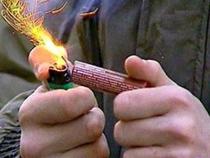 ФТС: Для ввоза пиротехнических изделий и электрических гирлянд требуются разрешительные документы