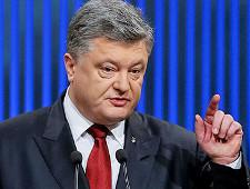 Порошенко отказался отмечать День Победы по "московскому сценарию"