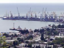 "Туапсинский морской торговый порт" в I квартале 2017 года увеличил грузооборот на 1,5%