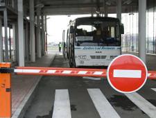 К "агрессору" на заработки. СМИ рассказали, как украинцы ездят в Россию