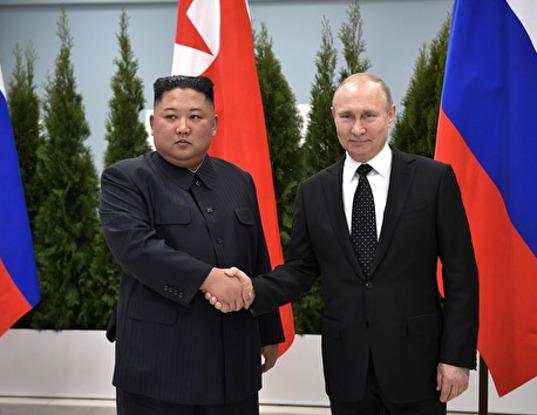 Охранники протерли спиртом стул Ким Чен Ына перед переговорами с Путиным