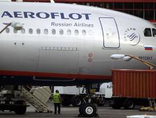 Медведев поручил продлить ставку НДС в 10% на внутренние авиарейсы