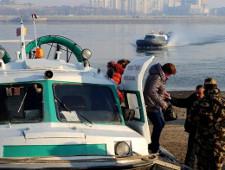 Суда на воздушной подушке начали курсировать между Благовещенском и китайским Хэйхэ