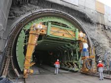 Украина прорыла тоннель в Европу 