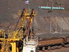 Погрузка на сети РЖД в апреле выросла на 3,9% - до 105,3 млн тонн